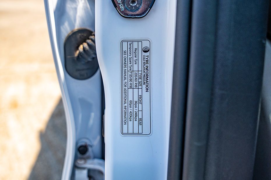 Tyre Pressure Information Image of XEV 9S
