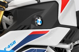 Brand Badge of F 450 R