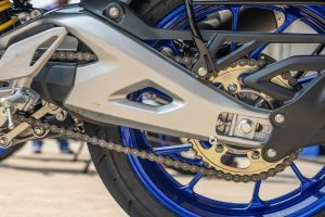 Chain Cover Image of YZF-R2