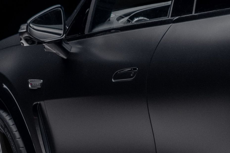 Door Handle Image of AMG GT SUV