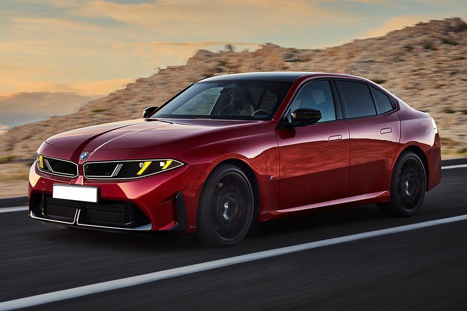 Driving: Front Left Quarter View Image of 3 Series 2027