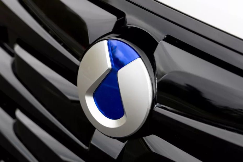 Brand Logo (Front) Image of D9