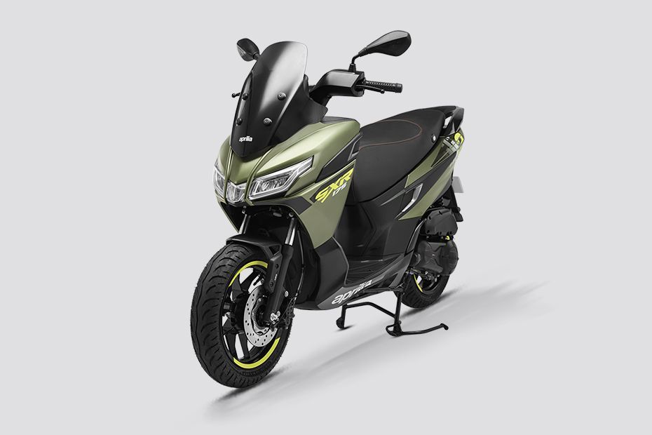 Front Left Quarter View View of SXR GT 175