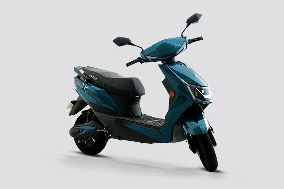Front Right Quarter View of Edge
