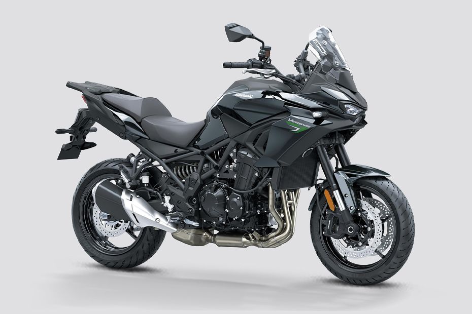 Front Right Quarter View of Versys 900