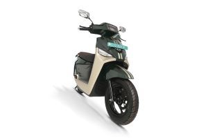 Front Right Quarter View of C12 MaxR