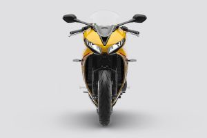 Front View of Daytona 660