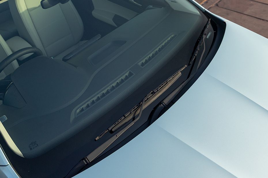 Front Windshield and Wiper Image of Slavia Facelift