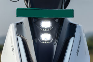 Headlamp of Hypevolt-R