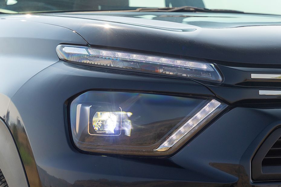 Headlight Image of Basalt