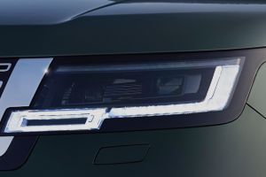 Headlight Image of Range Rover Electric