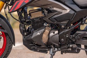 Engine (Left) of Xtreme 160R 4V