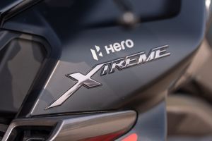 Model Badge of Xtreme 160R 4V