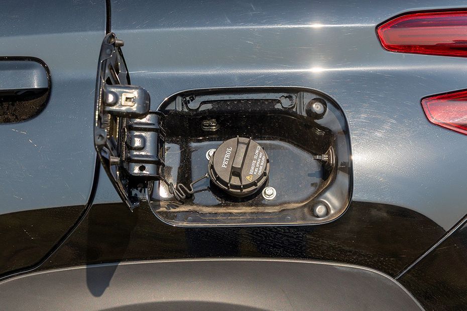Fuel Lid (Open) Image of Basalt