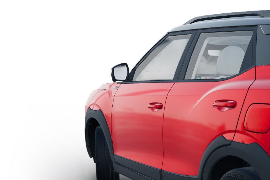 Outside Mirror Glass Image of XUV 3XO