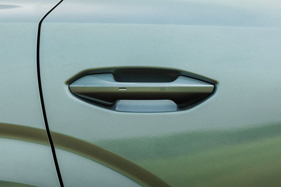 Rear Door Handle Image of Q3 2026
