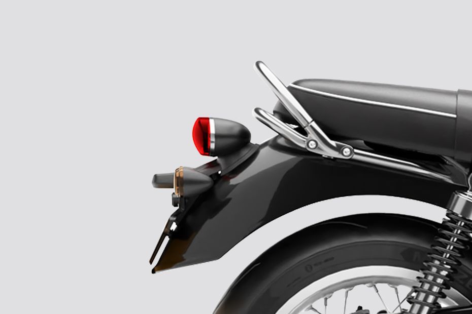 Rear Fender of Bonneville T40