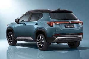 Rear Left Three Quarter View Image of Elevate