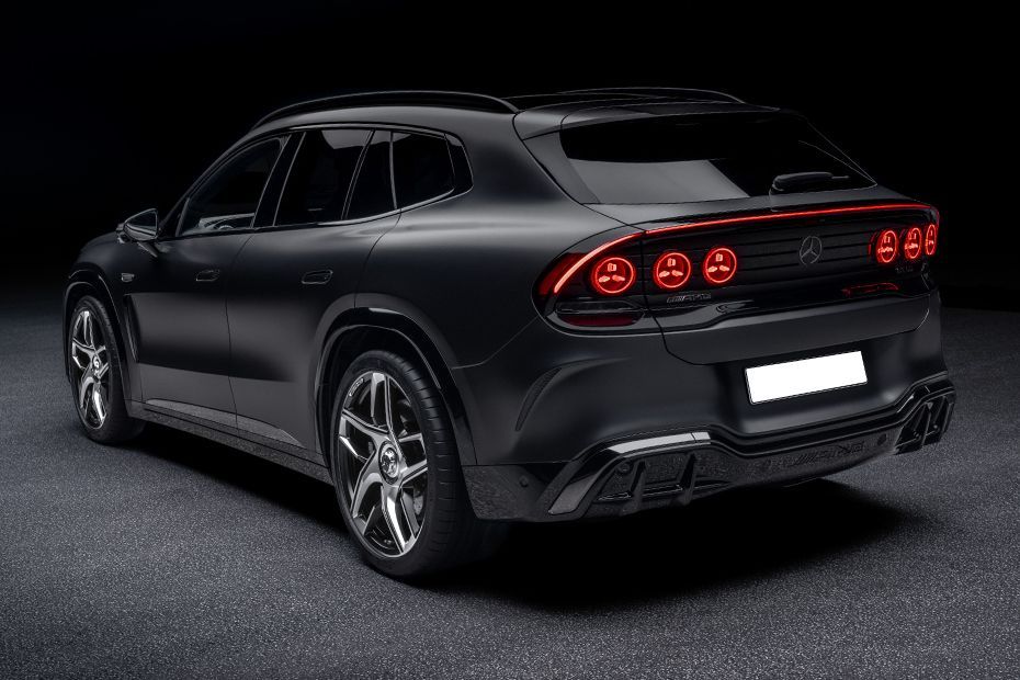 Rear Left Three Quarter View Image of AMG GT SUV