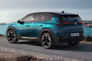 Rear Left Three Quarter View Image of C5 Aircross 2027