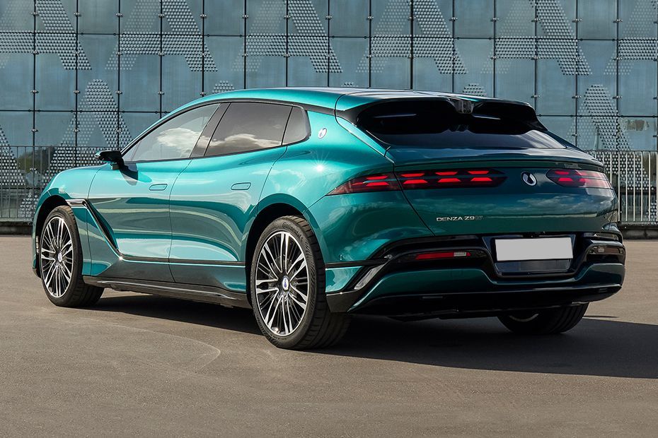 Rear Left Three Quarter View Image of Z9 GT