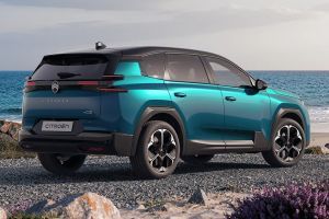 Rear Right Three Quarter View Image of C5 Aircross 2027