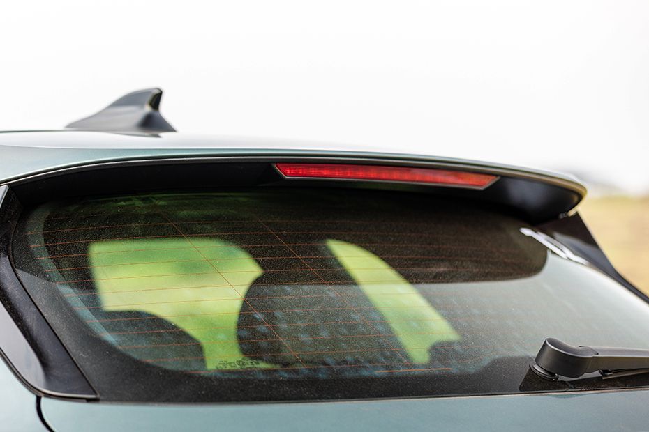 Rear Spoiler Image of Q3 2026