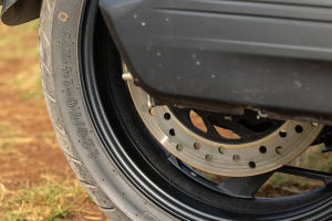 Rear Tyre of Hypevolt-R