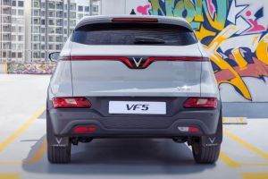 Rear View Image of VF5