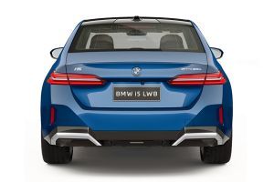Rear View Image of i5 LWB