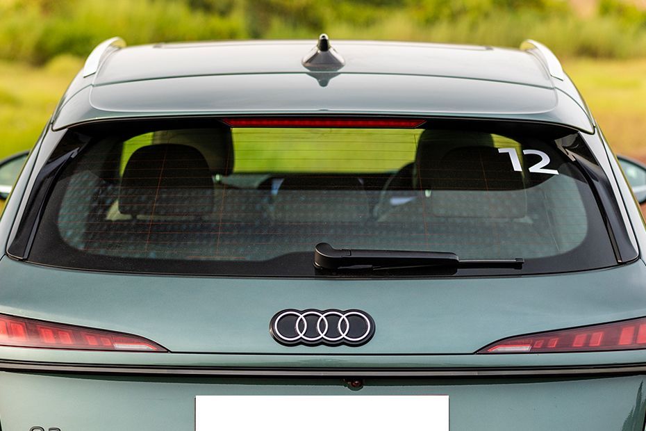 Rear WindShield Image of Q3 2026