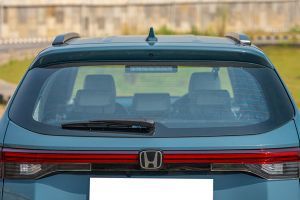 Rear WindShield Image of Elevate