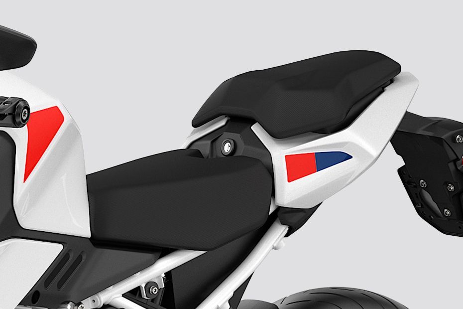 Seat of F 450 R