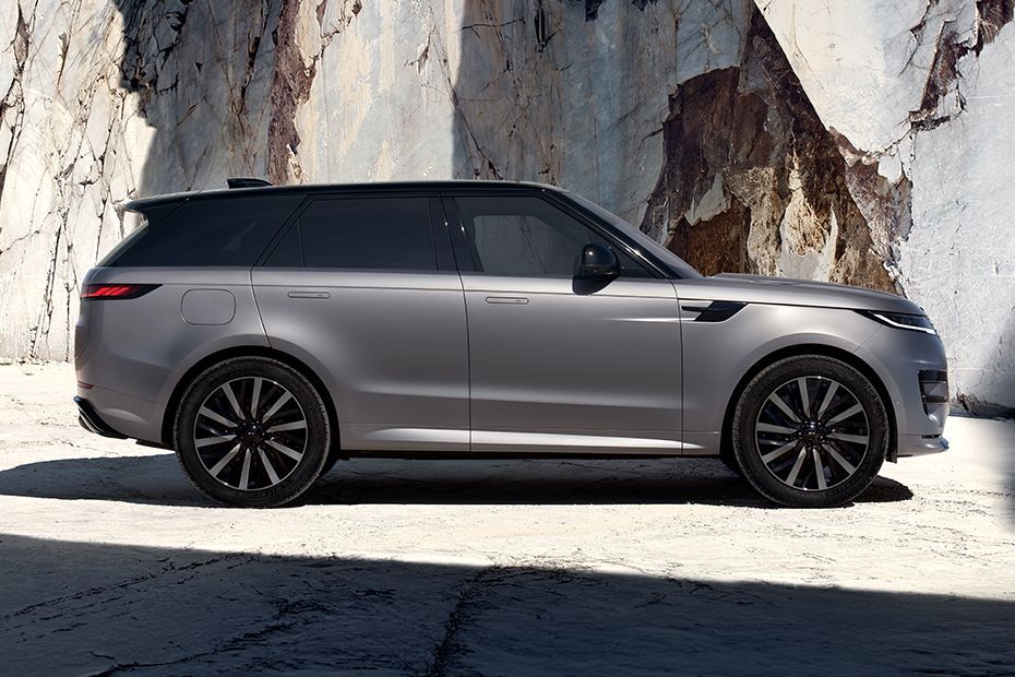 Side Profile View (Right) Image of Range Rover Sport Electric