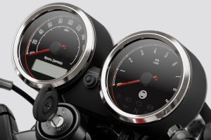 Speedometer of Continental GT 650