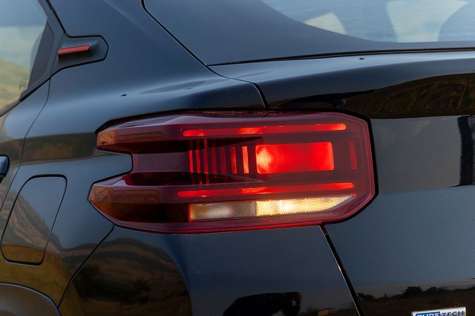 Taillight Image of Basalt
