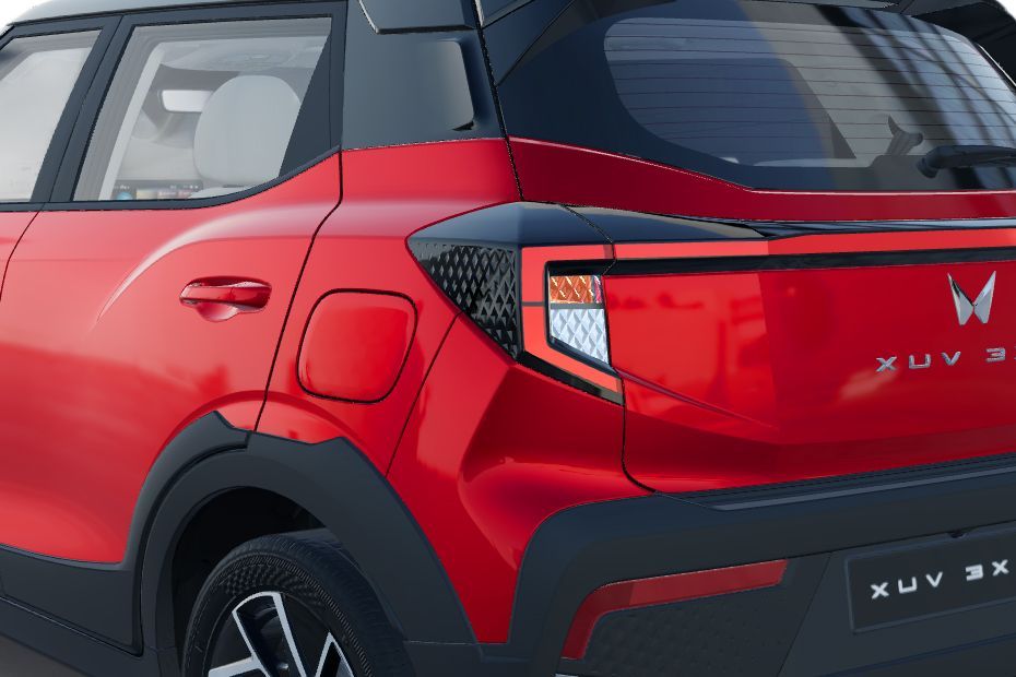 Taillight Image of XUV 3XO
