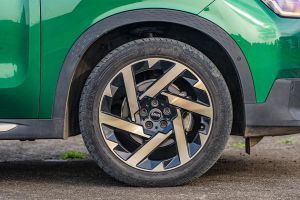 Wheel Image of Countryman C