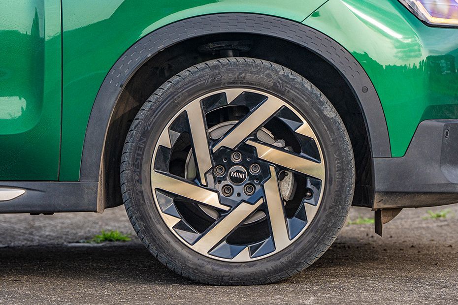 Wheel Image of Countryman C