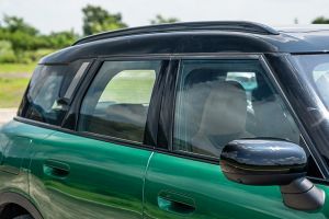 Window Line Image of Countryman C