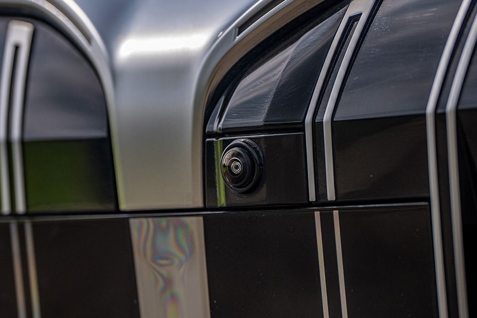 360 Degree Camera (Front) Image of i5 LWB
