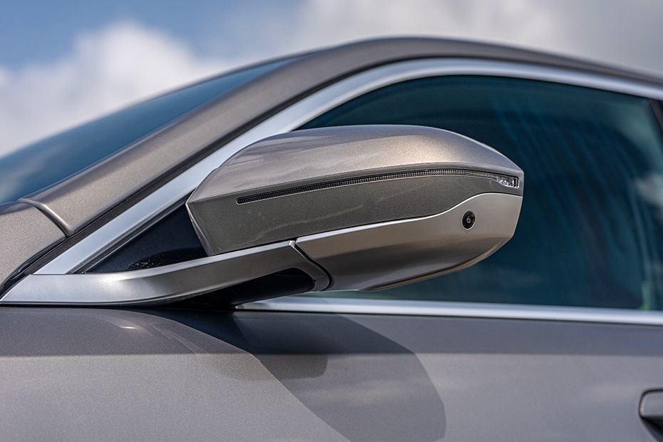 360 Degree Camera (Left) Image of i5 LWB