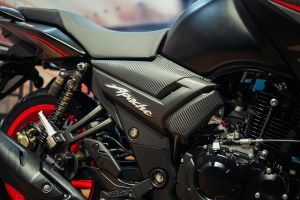 Central Panel of Apache RTR 160