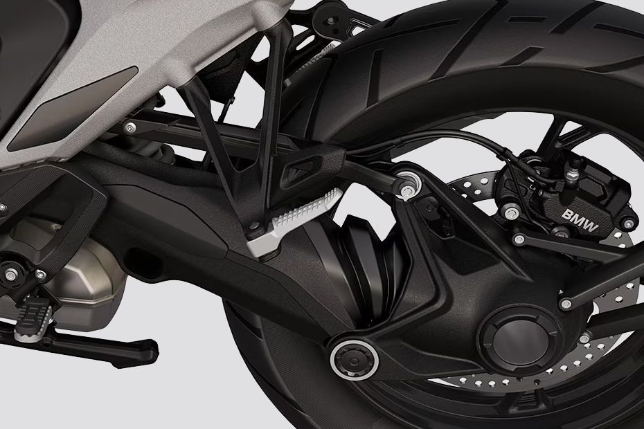 Chain Cover Image of R 1300 GS