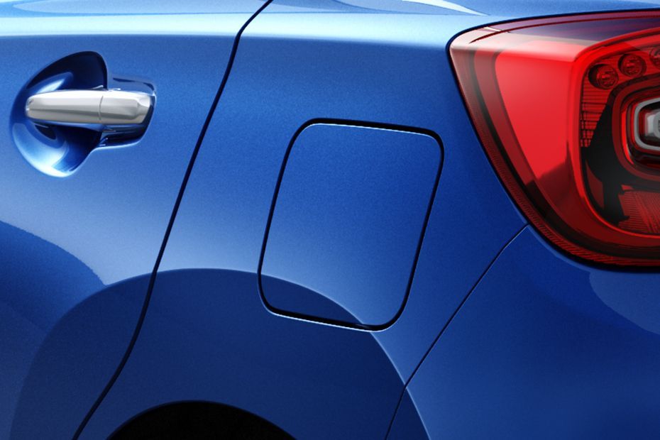 Fuel Lid (Closed) Image of Baleno