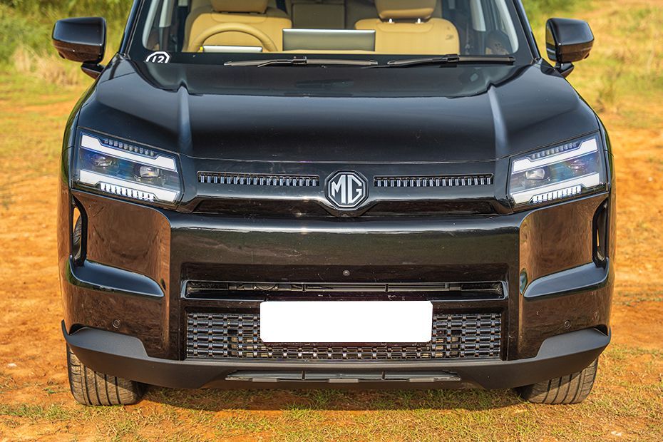 Daytime Running Lamps (DRL) Image of Hector Tomahawk EV