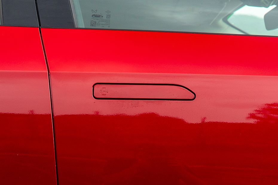 Door Handle Image of BE 6