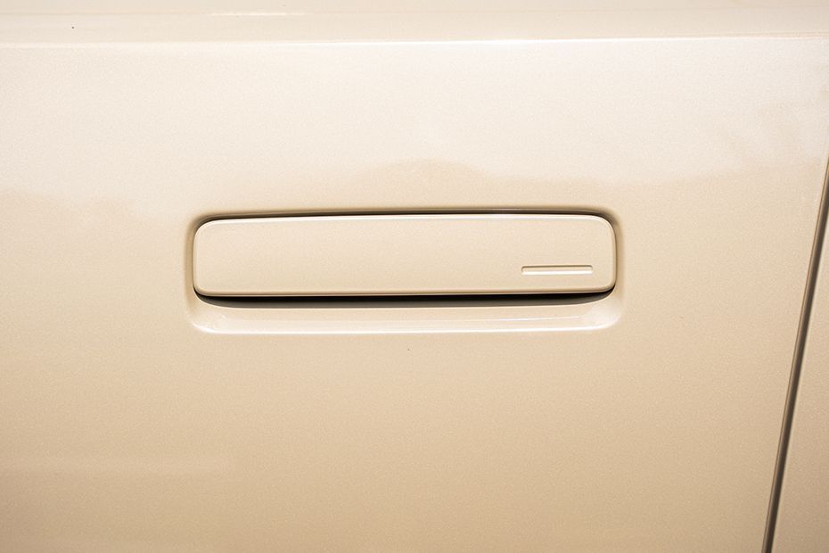 Door Handle Image of EX90