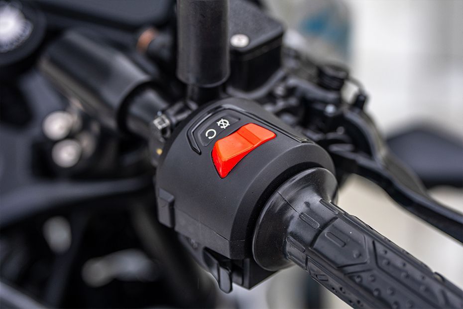 Engine Kill Switch of Pulsar 125