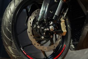 Front Brake of Apache RR 310